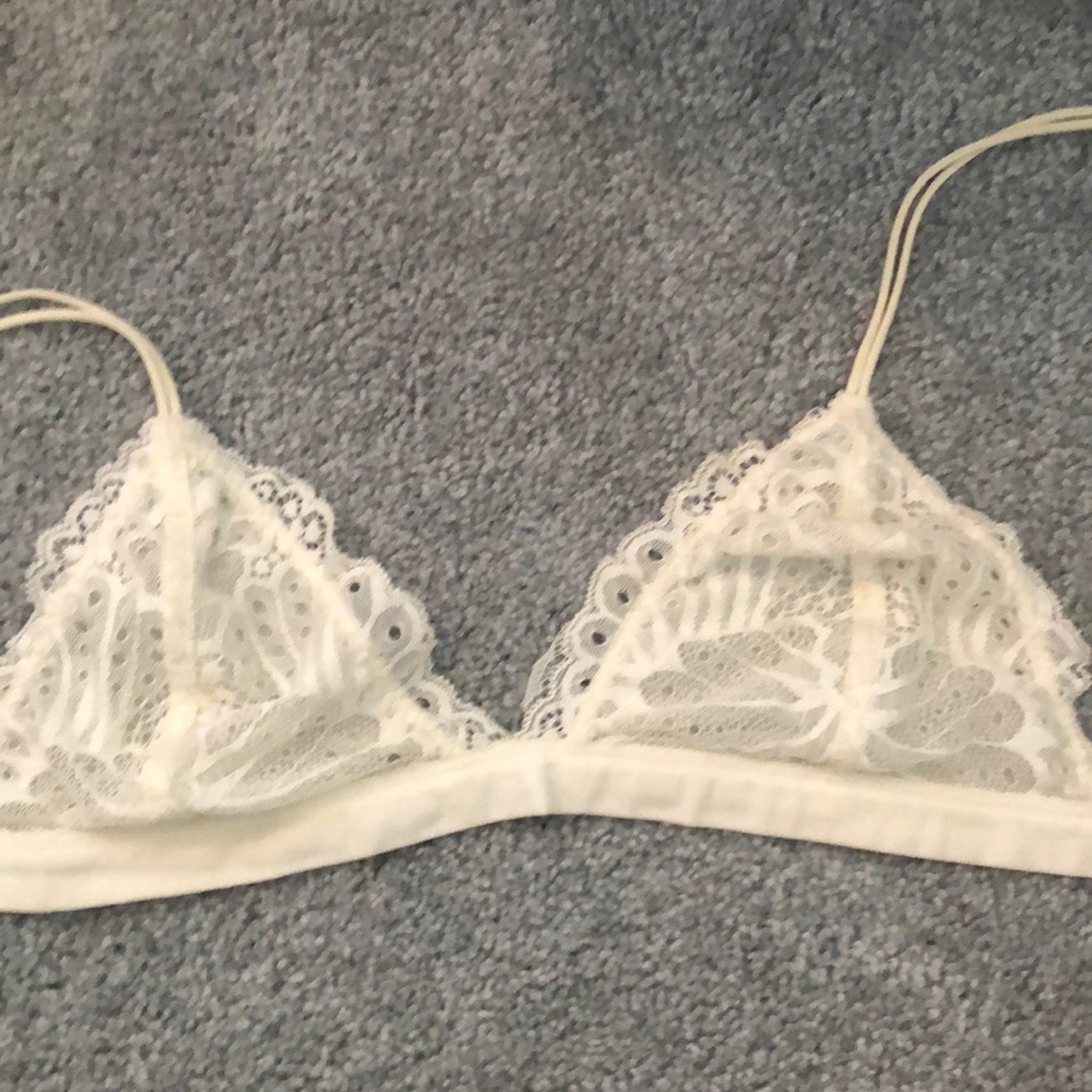 Lace bra